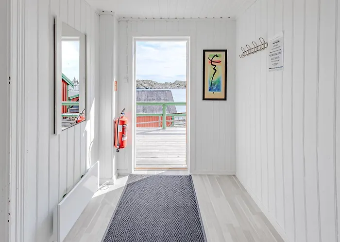 Live Lofoten Fishermen\'S Cabins